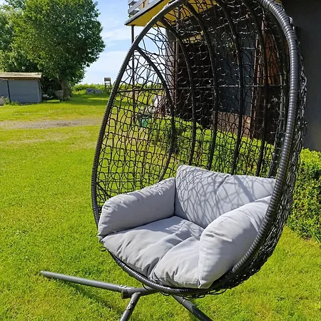 Mietowa Przystan ゲストハウス ミエルノ