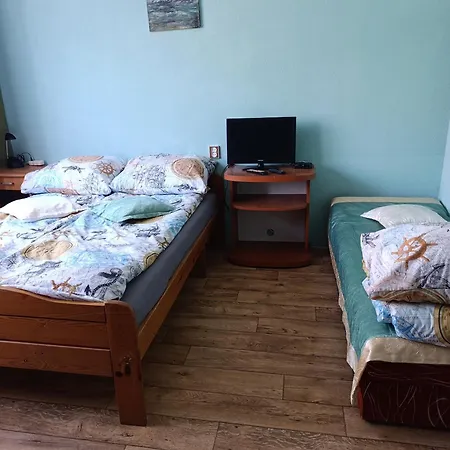 Mietowa Przystan ゲストハウス ミエルノ